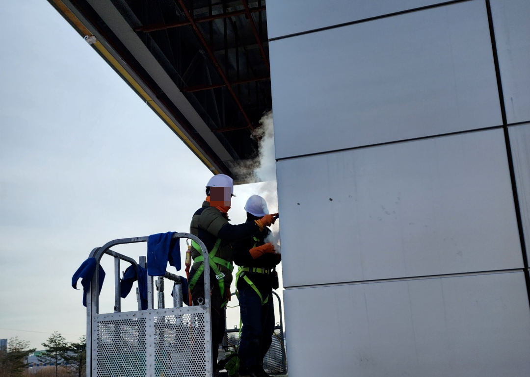 외벽 고압 세척